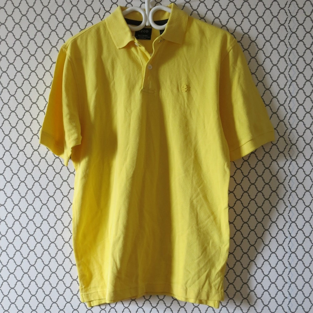 IZOD Silk Wash Short Sleeve Yellow Golf Polo Shirt - Size Small